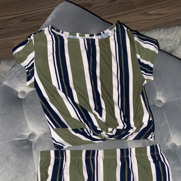 Pant set - Picture 2 of 3